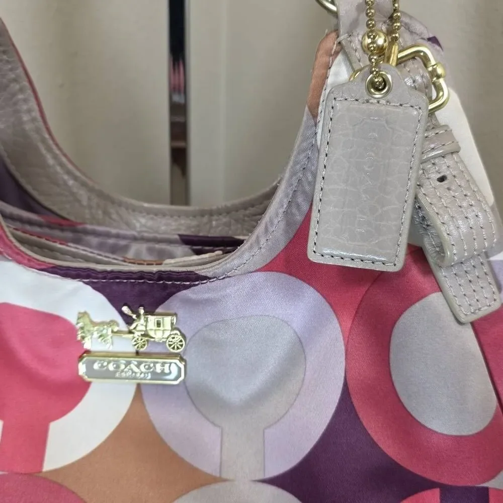 Coach Madison Op Art Maggie Shoulder Bag | Matching Wallet - Picture 4 of 16